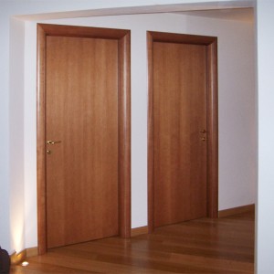 Porte in Legno con cassa e cornici tonde